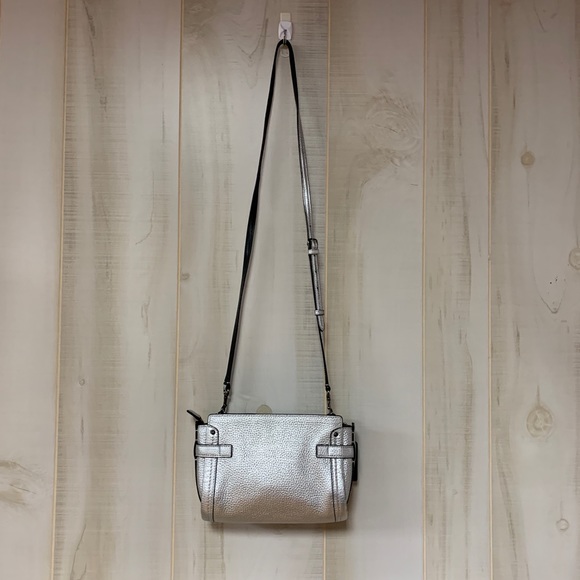 Coach Swagger Wristlet Silver Leather Crossbody - Picture 3 of 12